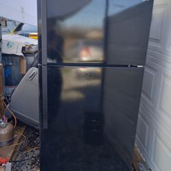 Whirlpool Refrigerator For Sale 