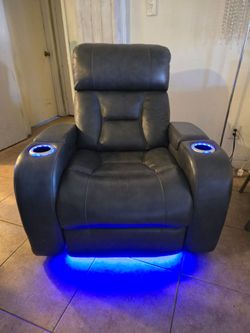 Leather  electric   ajustoble recliner  with storage compartments