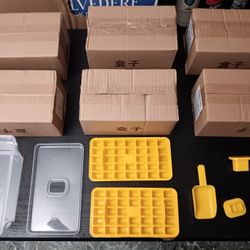 MINI ICE CUBE MAKER TRAYS W/SCOOP (EACH)