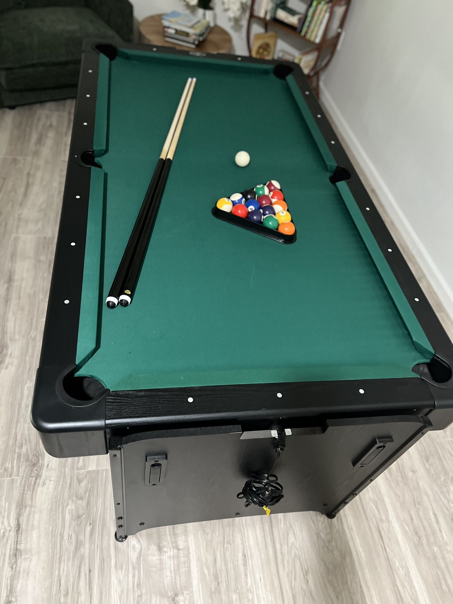 2 In 1 Pool Table