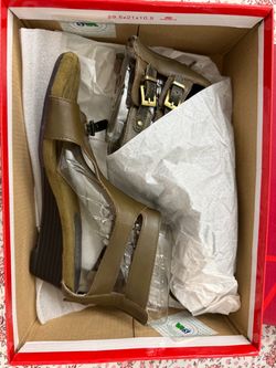 Tan Leather Wedge Sandals with Buckle Detail