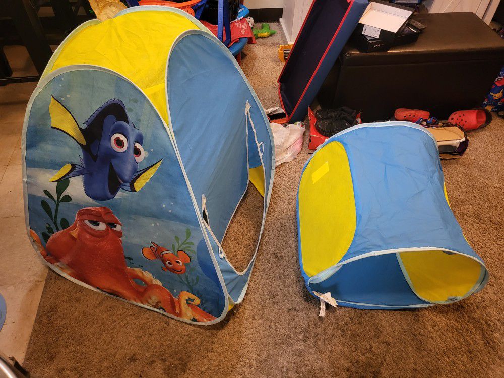 Finding Nemo Tent & Tunnel