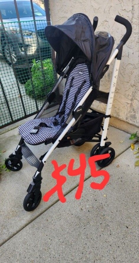 Small Chicco Stroller