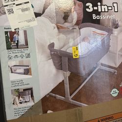 Bassinet, Brand  New In Unopened Box. 