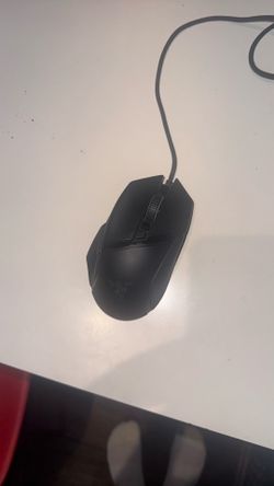 Razer Basilisk V3 Gaming Mouse – Excellent Condition