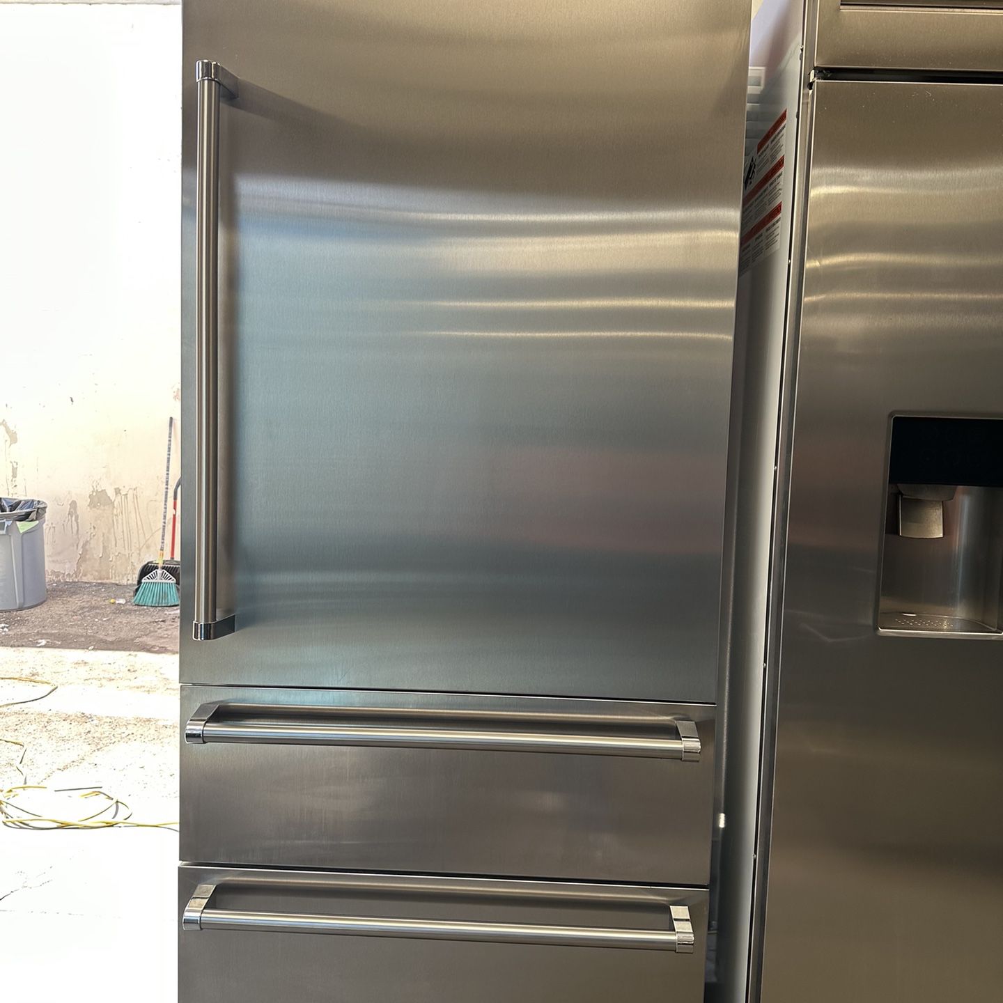 36” Double Drawer Refrigerator 