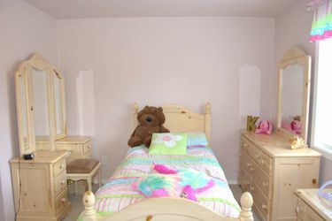 Beautiful solid wood bedroom set