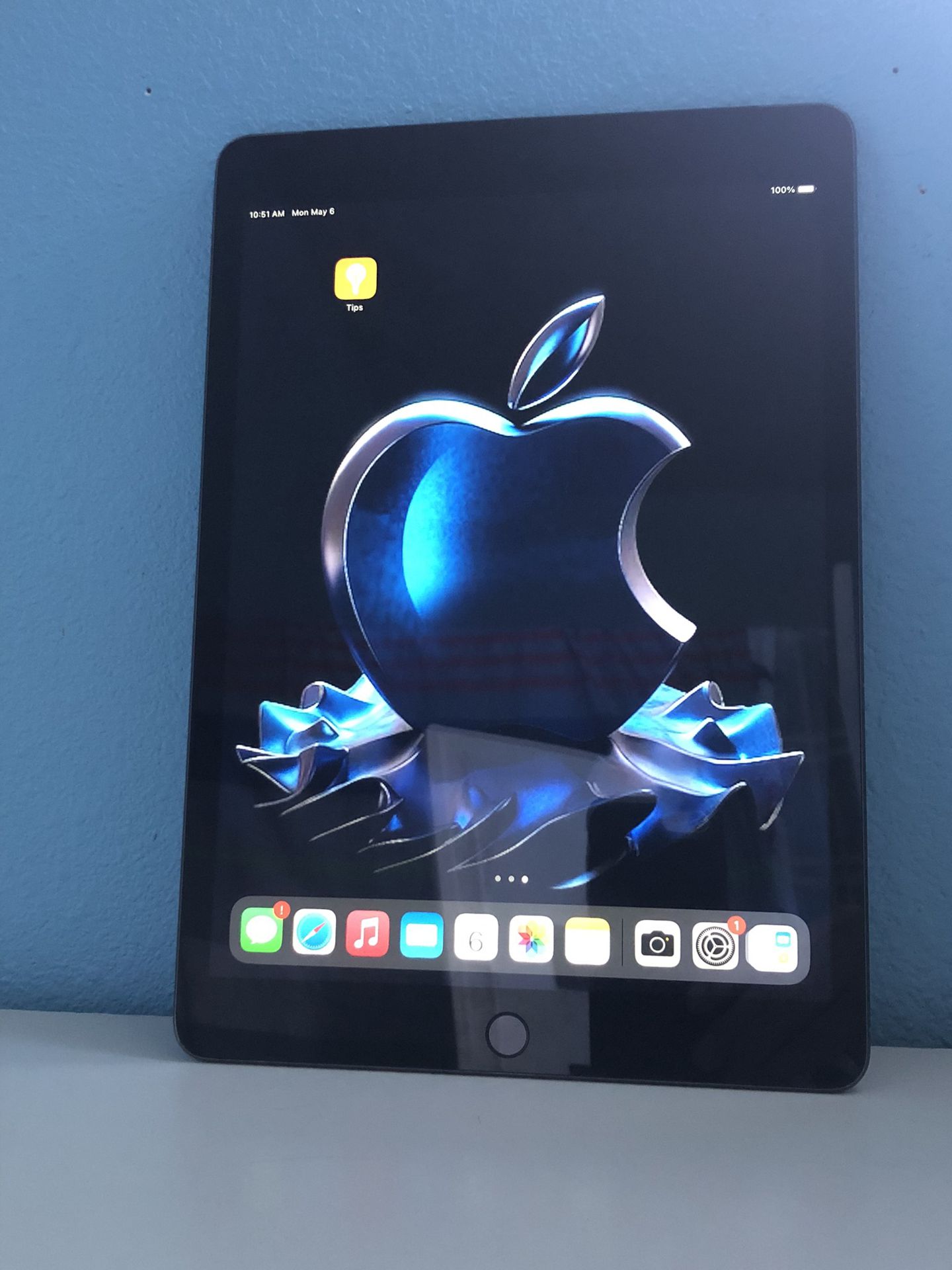 Unlocked iPad  9 64 GB- Wifi + Cellular Space Gray