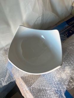 White Ceramic Square Serving Bowl (salad)