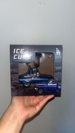 ICE CUBE BOBBLEHEAD $130