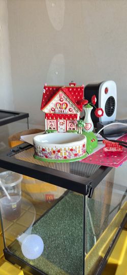 Vintage M&M Lighted House