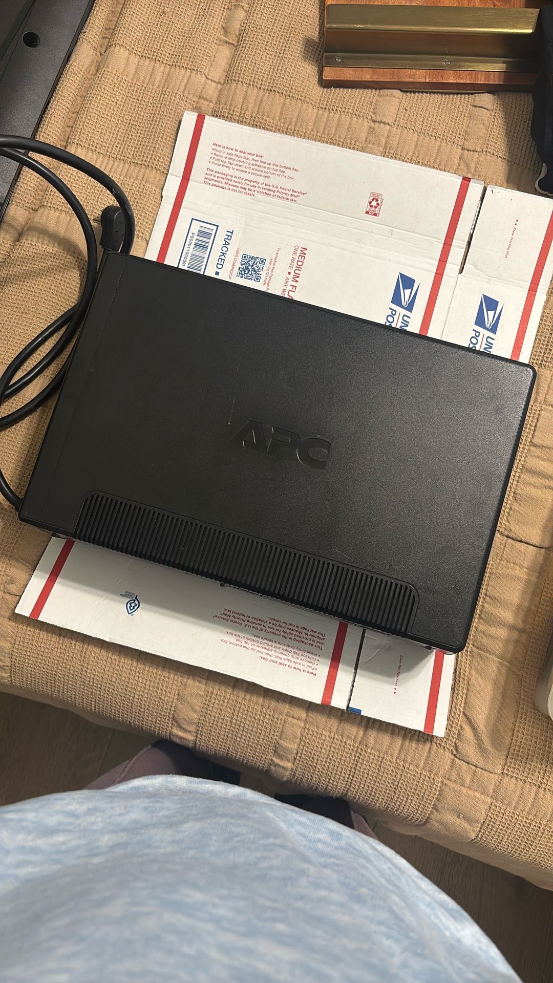 APC Back Ups NA 1080 - Power