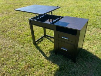 Free standing/sitting desk