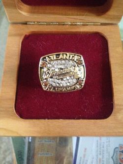 Atlanta Braves Replica World Series Ring!