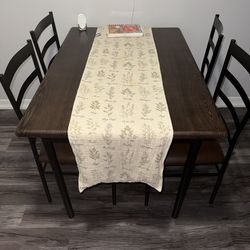 4 Seater Dining Room Table