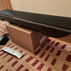Yamaha Sound Projector & Subwoofer System --- High End (not a cheap soundbar) ---Audiofile Approved