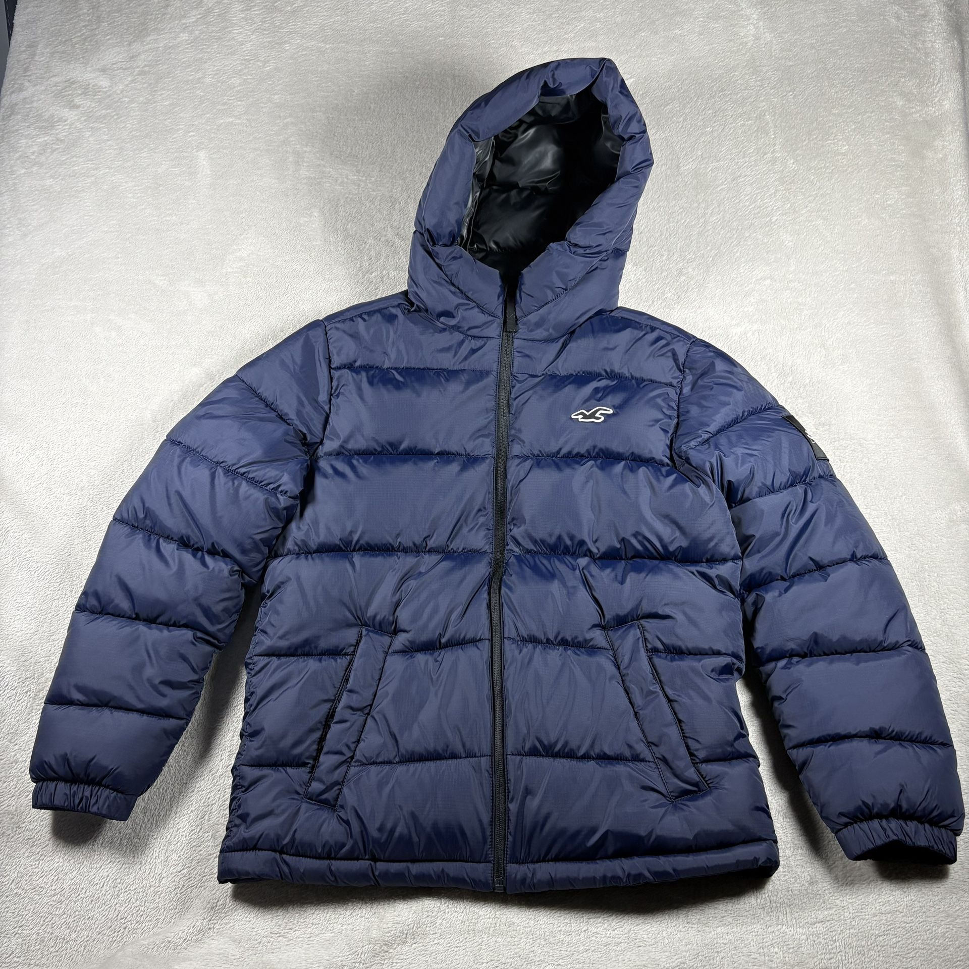 Hollister Puffer Coat Men’s Size S Navy Blue Jacket Hooded Logo Outdoor Winter