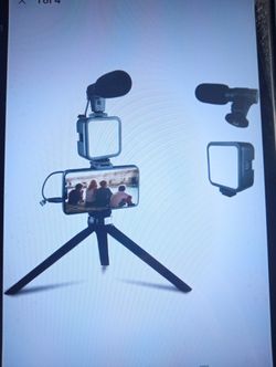 Smartphone Vlogging Video Kit With Tripod And Light 