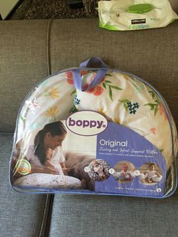 Boppy pillow