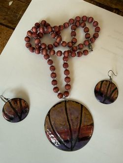 Pretty bohemian necklace and matching earrings