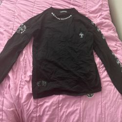 Black long sleeve chrome heart shirt