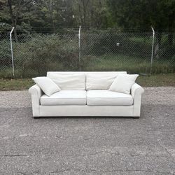(Delivery Included!) Ethan Allen Couch