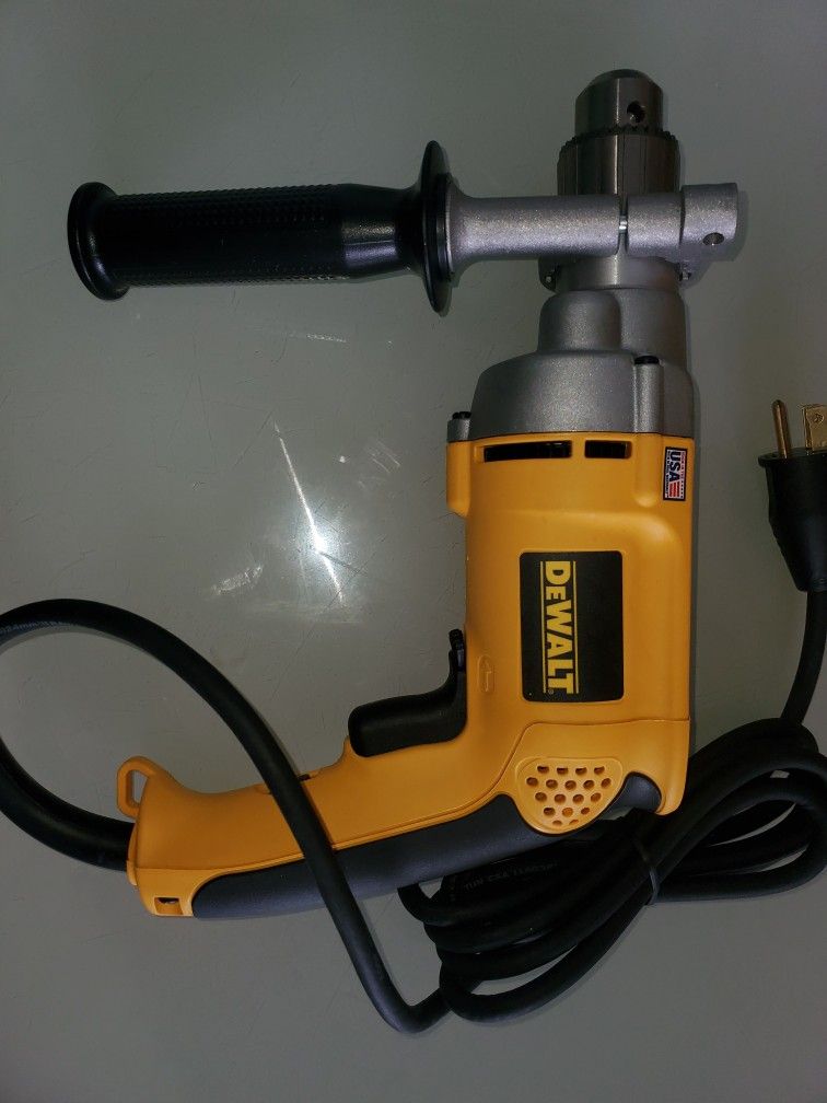 DEWALT 1/2" DRILL ELECTRIC NEW