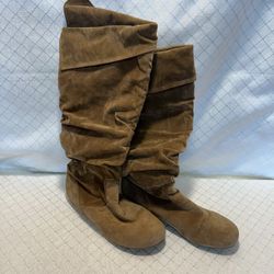 Womens Tan Fashion Boots Size 7.5