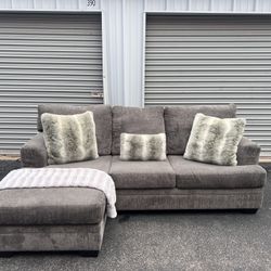 Sectional Couch 