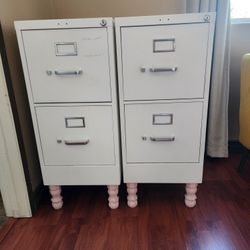 Filing Cabinets 