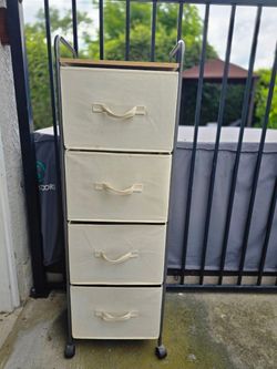 4-drawer canvas shelf