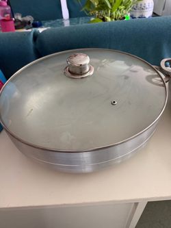 Large Aluminum Stock Pot with Glass Lid – 3 Available