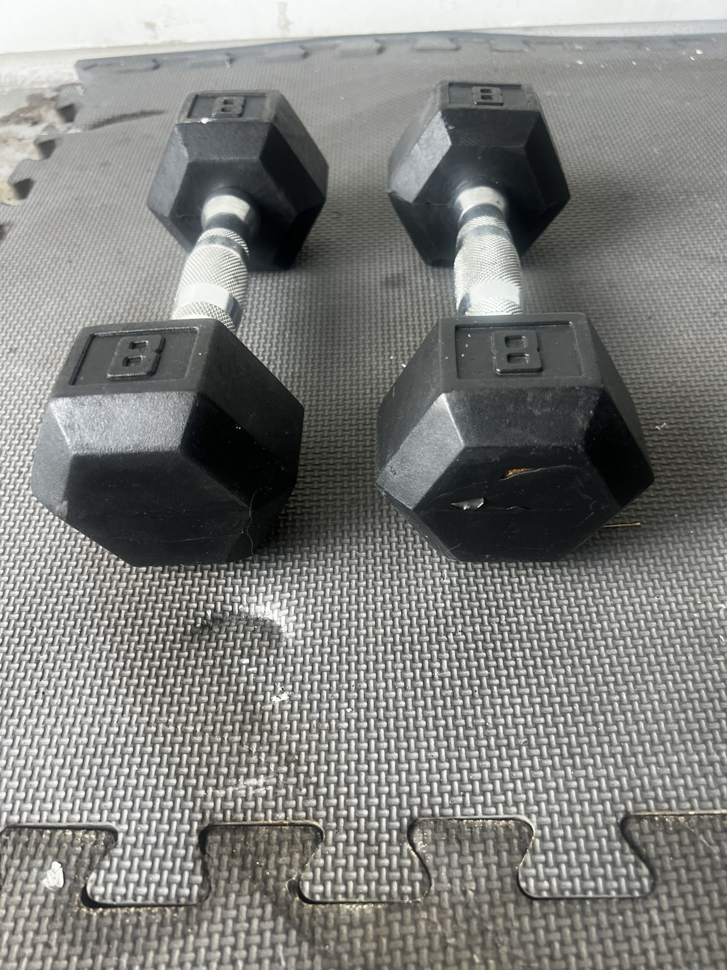 SET Dumbbell 8lbs Each