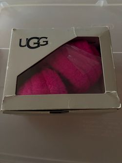 Baby Ugg sandals