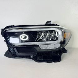 2020 - 2023 TOYOTA TACOMA LH DRIVER SIDE HEADLIGHT OEM