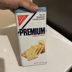 Vintage Nabisco Premium Saltine Crackers Tin