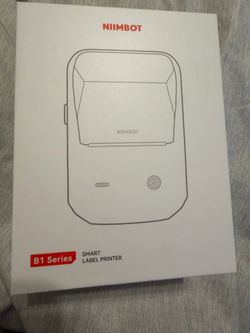 NIIMBOT label maker
