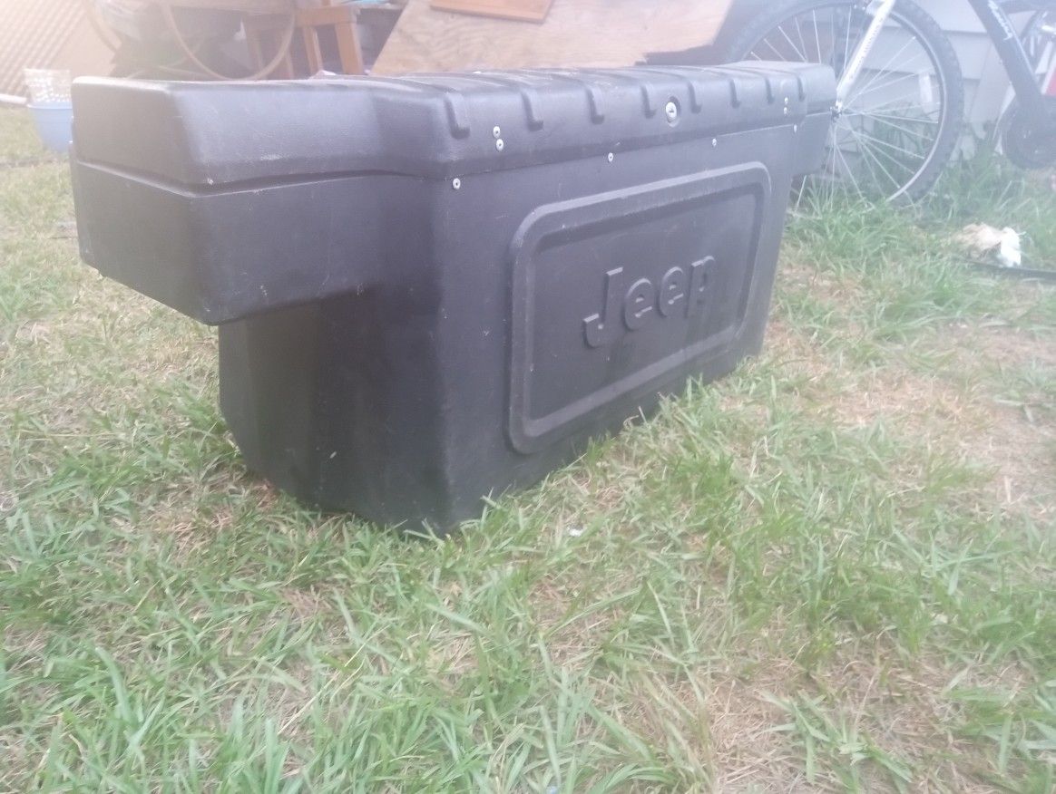 (Rare)Jeep Cj7 OEM RearStorage Box