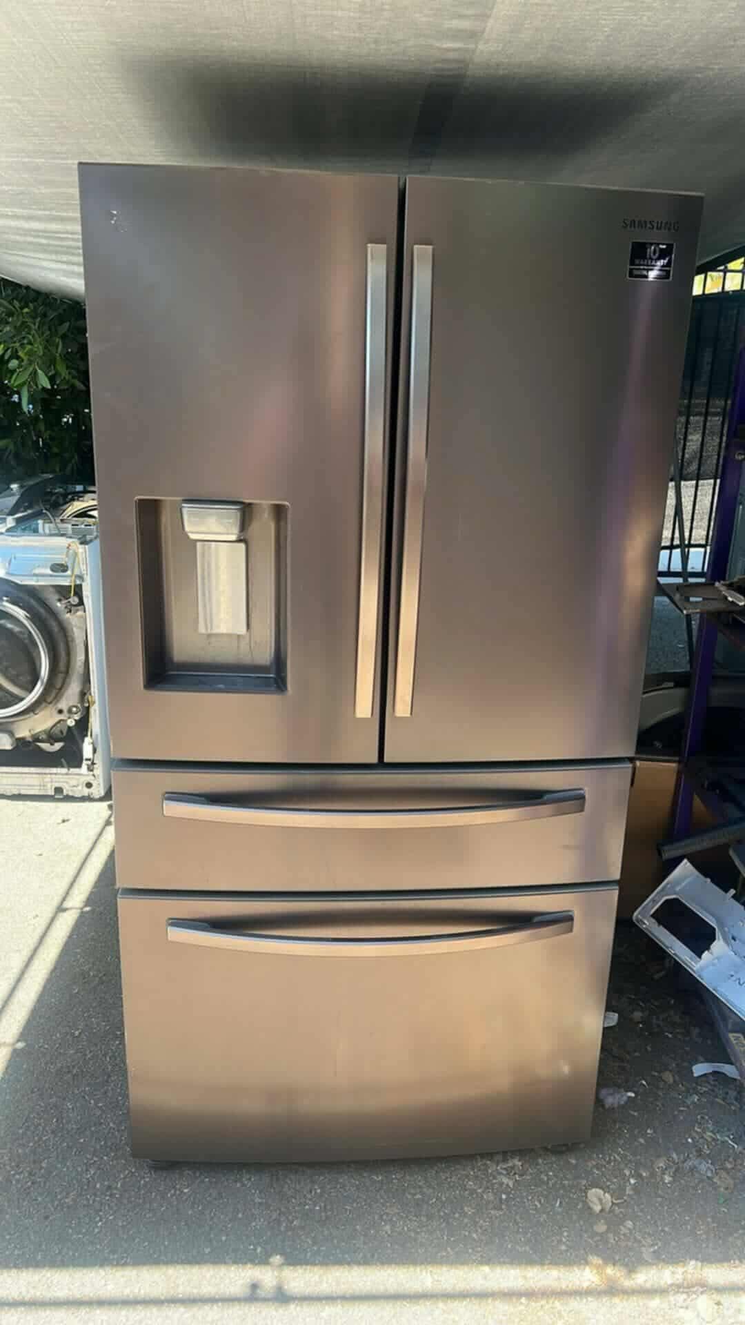 Samsung Refrigerator 4 Doors