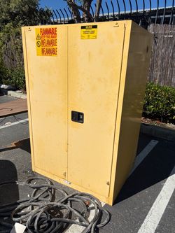 Uline Fireproof lockbox