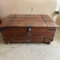 Big Coffee Table Trunk - Need To Sell