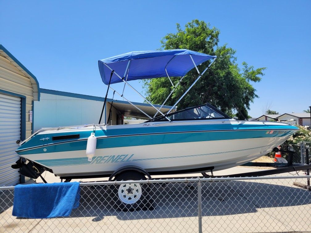 Reinell Boat