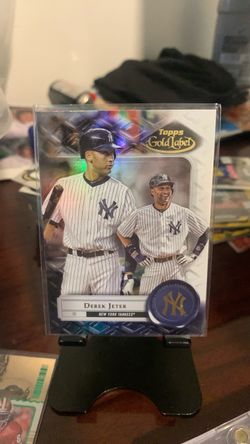 Derek Jeter Topps Gold Label Baseball Card
