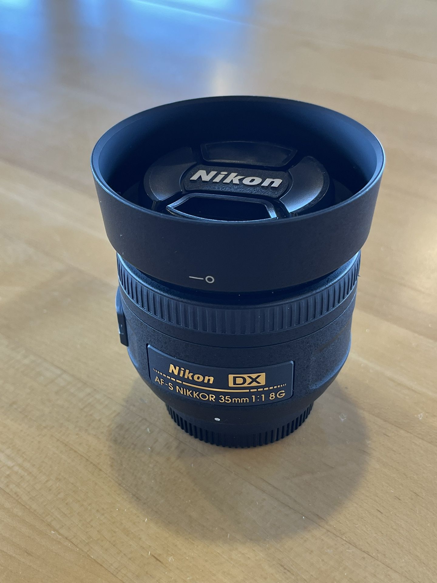 Nikon AF-S DX NIKKOR 35mm f/1.8G Lens - Excellent Condition