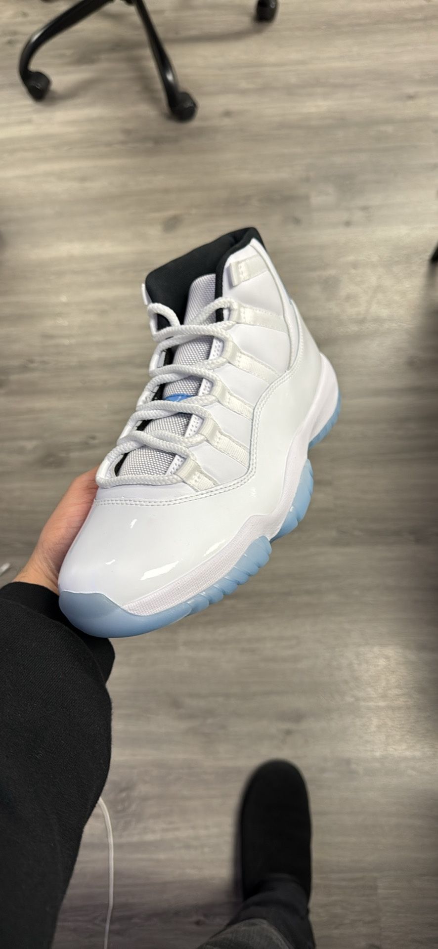 Air Jordan Legend Blue Retro 11