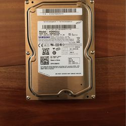 HD642JJ/D - Samsung Spinpoint F1 640GB 7200RPM SATA 3Gbps 16MB Cache 3.5-inch Internal Hard Drive
