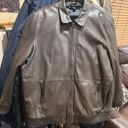 XXL BROWN NORDSTROM LEATHER-COLLAR BOMBER.   BUTTERSOFT