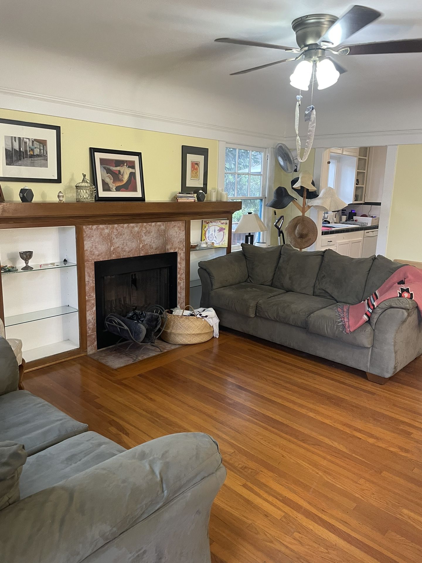 Sofa set
