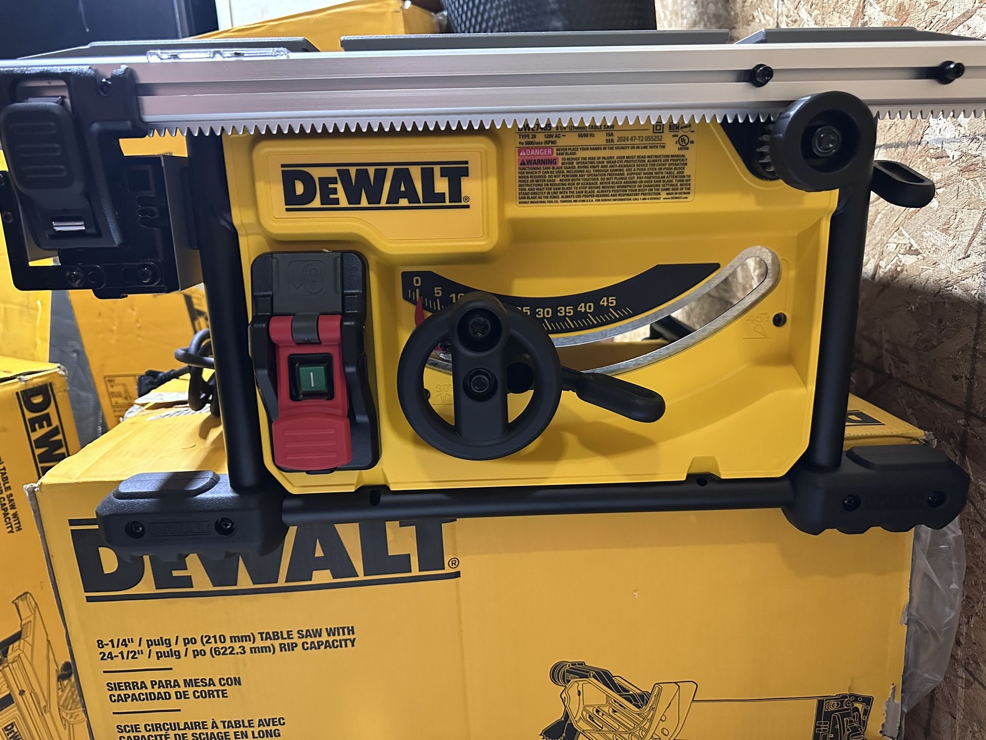 Dewalt Table Saw 8 1/4
