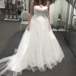 David’s Bridal Ivory Wedding Dress